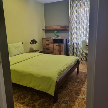 Comfort Iris Apart Chisinau Exterior photo