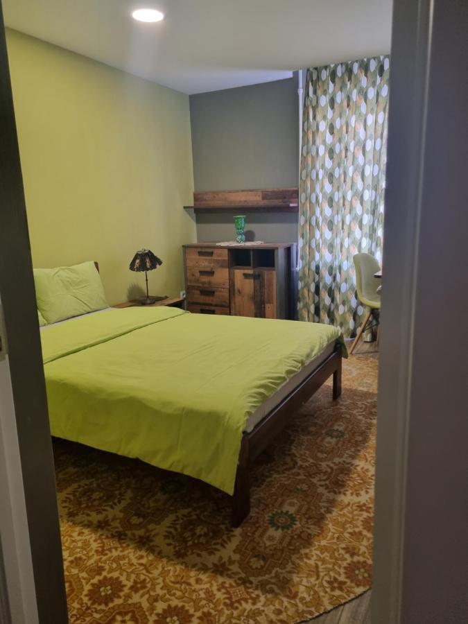 Comfort Iris Apart Chisinau Exterior photo